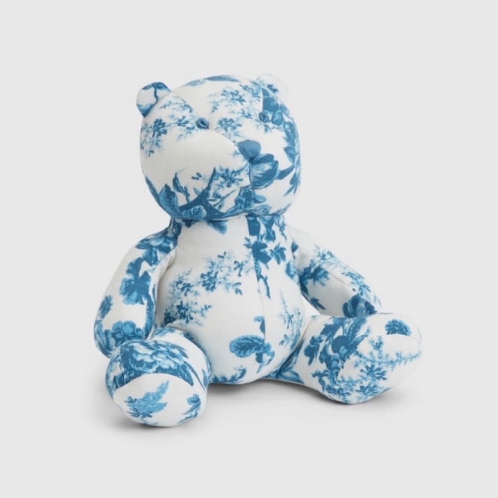 NWT GAP X LoveShackFancy Limited Edition Brannan Bear Ivory Frost Sold Out